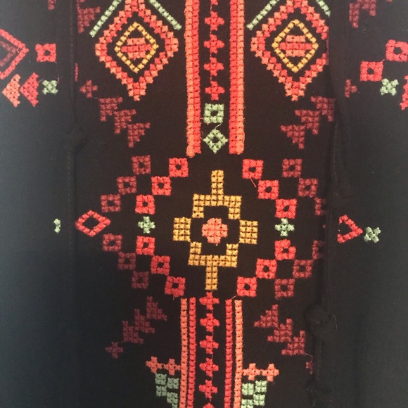 Ladies Tunic - Picture 2 of 4